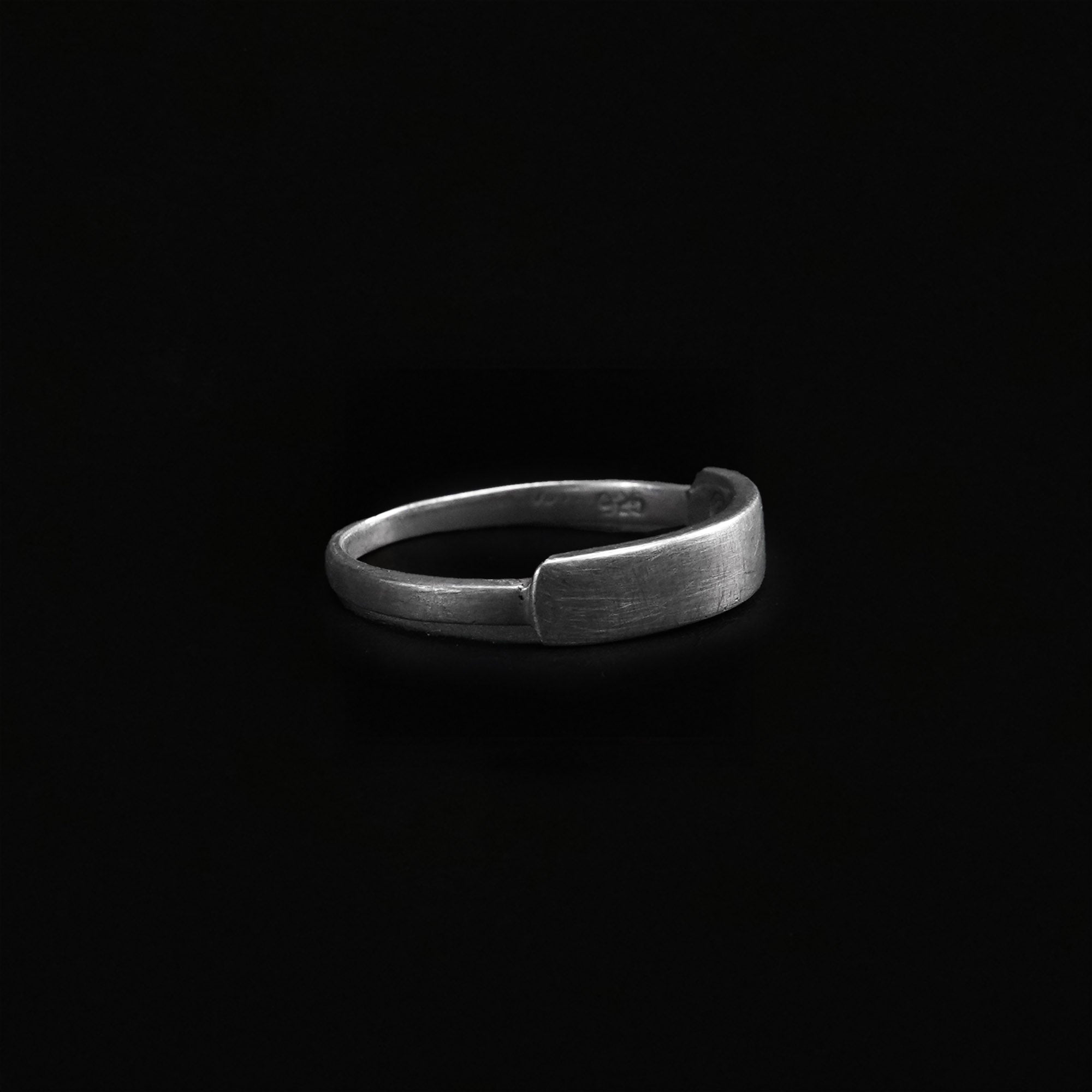 Kalm Silver Ring